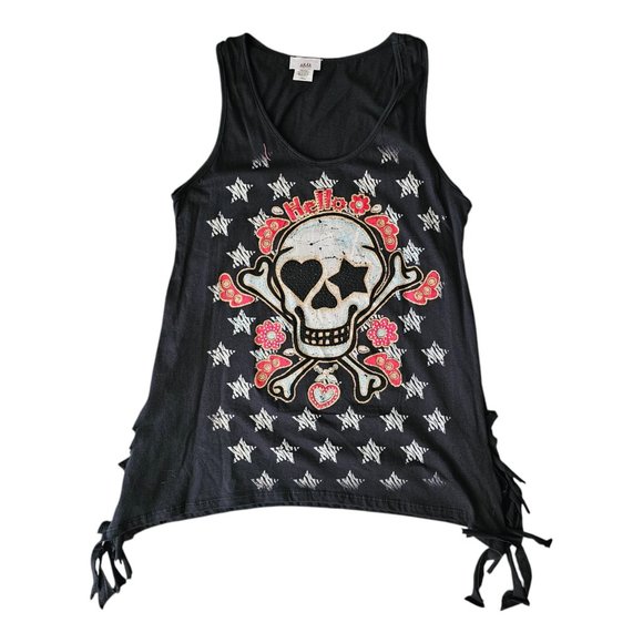 Edgy Skull & Crossbones Tank Top - Graphic Design with Floral Accents - Picture 2 of 3